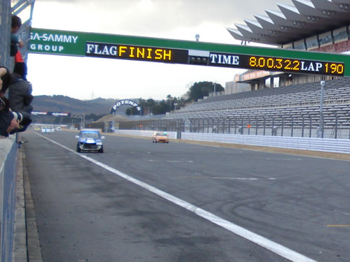 2012 K4-GP 冬の8H ブラックドッグミラ