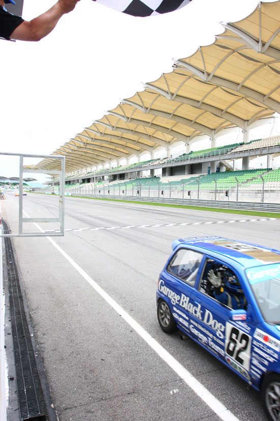 2013 K4-GP SEPANG24H ubNhbO~