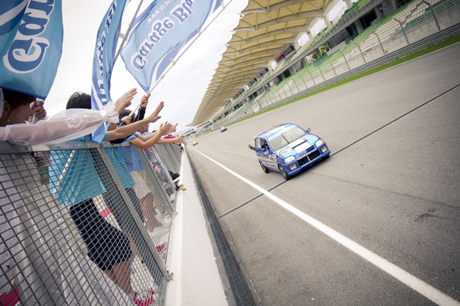 2013 K4-GP SEPANG24H ubNhbO~